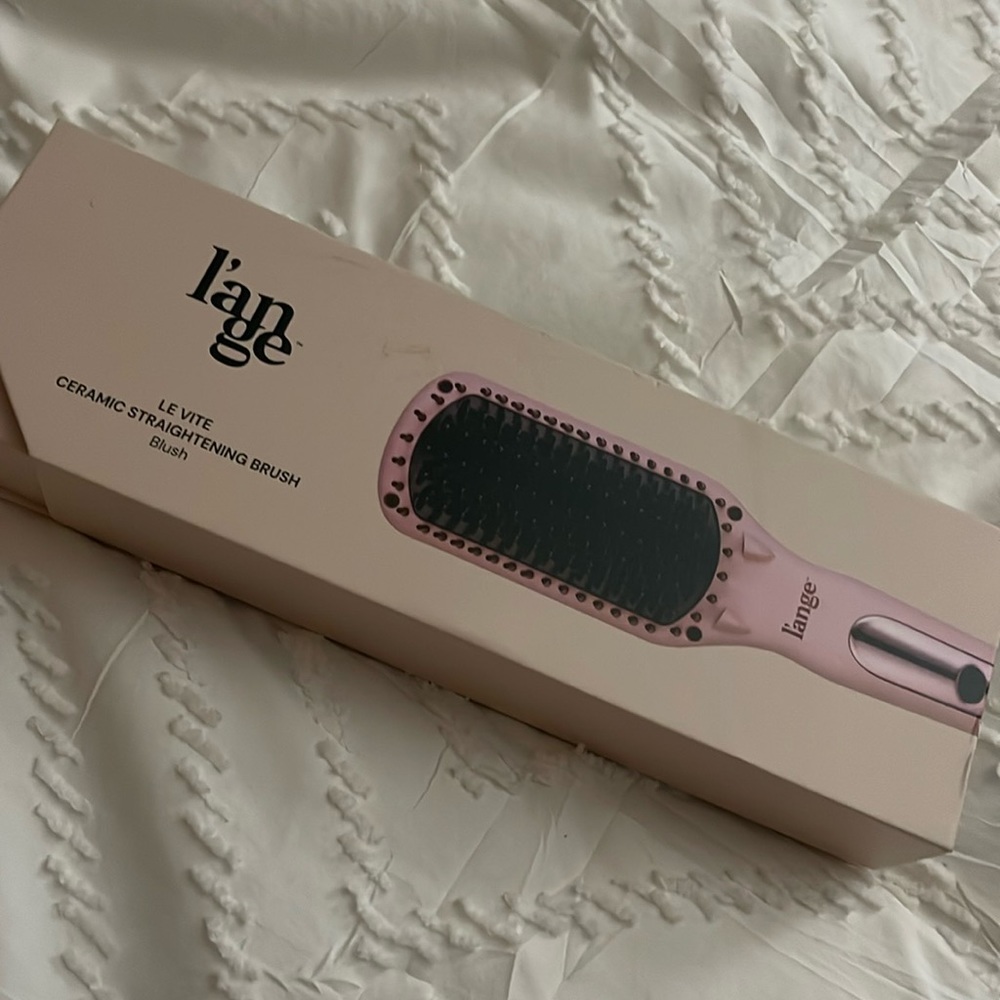Lange Le Vite Ceramic Straightening Brush in Blush - used 1 time FREE SHIPPING